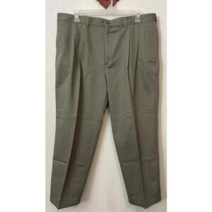 Classics Farah Mens 42x30 Gray Cotton Pleated Straight Chino Style Pants! A6613